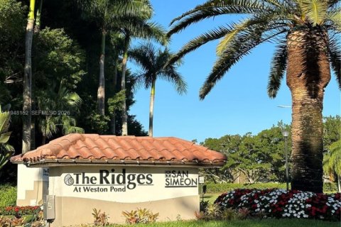 Снять в аренду виллу или дом в Уэстон, Флорида 4 спальни, 174.93м2, № 2004185 - фото 4