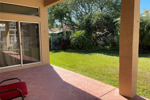 Снять в аренду виллу или дом в Уэстон, Флорида 4 спальни, 174.93м2, № 2004185 - фото 20