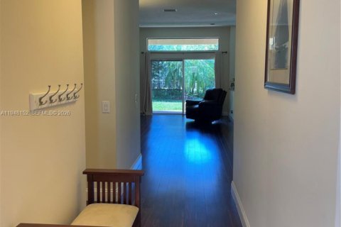 Снять в аренду виллу или дом в Уэстон, Флорида 4 спальни, 174.93м2, № 2004185 - фото 5