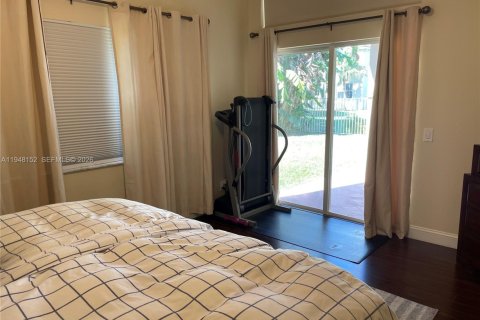 Снять в аренду виллу или дом в Уэстон, Флорида 4 спальни, 174.93м2, № 2004185 - фото 17