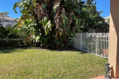 Снять в аренду виллу или дом в Уэстон, Флорида 4 спальни, 174.93м2, № 2004185 - фото 23