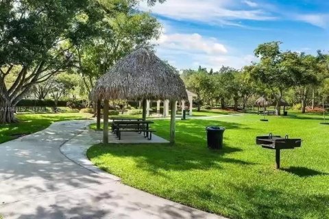 Снять в аренду виллу или дом в Уэстон, Флорида 4 спальни, 174.93м2, № 2004185 - фото 26