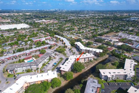 Купить кондоминиум в Лодердейл-Лейкс, Флорида 1 спальня, 71.35м2, № 1995454 - фото 26