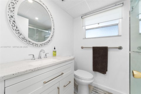 Купить кондоминиум в Лодердейл-Лейкс, Флорида 1 спальня, 71.35м2, № 1995454 - фото 13