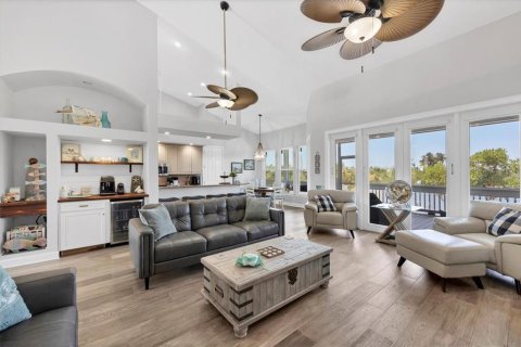 House in Placida, Florida 3 bedrooms, 222.13 sq.m. № 1911739 - photo 19