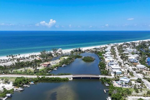 House in Placida, Florida 3 bedrooms, 222.13 sq.m. № 1911739 - photo 15