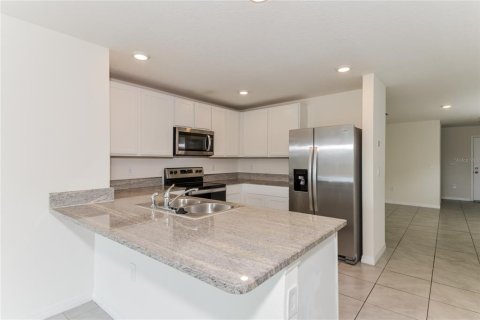 Villa ou maison à louer à Bradenton, Floride: 3 chambres, 140.28 m2 № 1866945 - photo 3