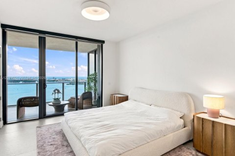 Copropriété à louer à Miami, Floride: 3 chambres, 141.4 m2 № 2340172 - photo 19