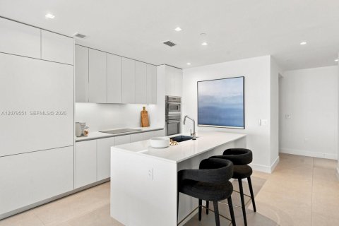 Copropriété à louer à Miami, Floride: 3 chambres, 141.4 m2 № 2340172 - photo 11
