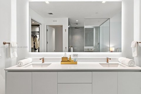Copropriété à louer à Miami, Floride: 3 chambres, 141.4 m2 № 2340172 - photo 27