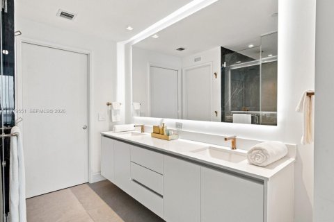 Copropriété à louer à Miami, Floride: 3 chambres, 141.4 m2 № 2340172 - photo 21