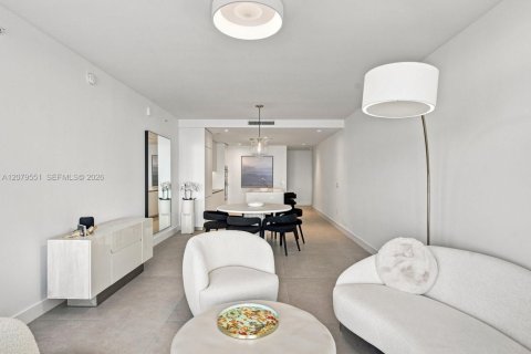 Copropriété à louer à Miami, Floride: 3 chambres, 141.4 m2 № 2340172 - photo 15