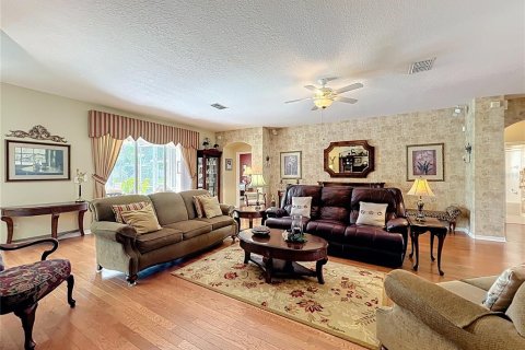House in Clermont, Florida 3 bedrooms, 188.87 sq.m. № 1720842 - photo 11