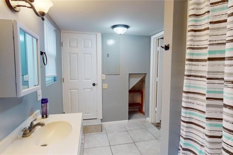 House in Daytona Beach, Florida 4 bedrooms, 147.71 sq.m. № 1878242 - photo 19