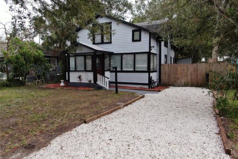 House in Daytona Beach, Florida 4 bedrooms, 147.71 sq.m. № 1878242 - photo 1