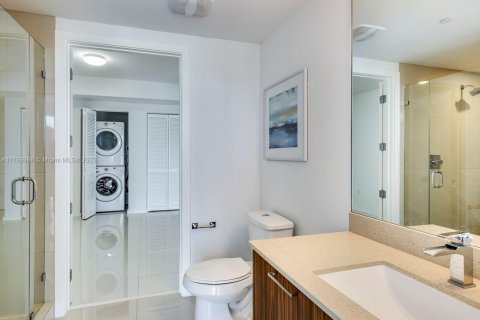 Condo in Doral, Florida, 1 bedroom  № 1746064 - photo 14
