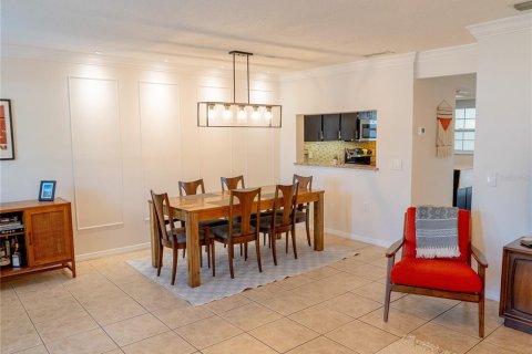 Townhouse in Orlando, Florida 2 bedrooms, 120.77 sq.m. № 1669814 - photo 2