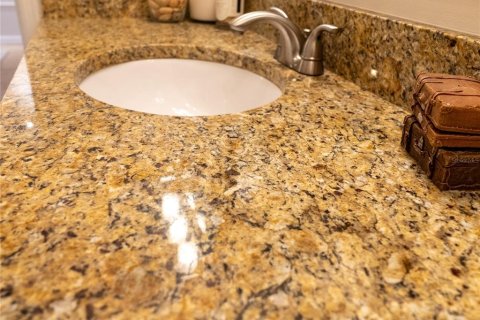 Townhouse in Orlando, Florida 2 bedrooms, 120.77 sq.m. № 1669814 - photo 9