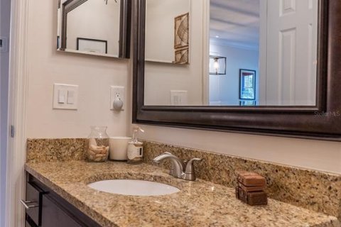 Townhouse in Orlando, Florida 2 bedrooms, 120.77 sq.m. № 1669814 - photo 7