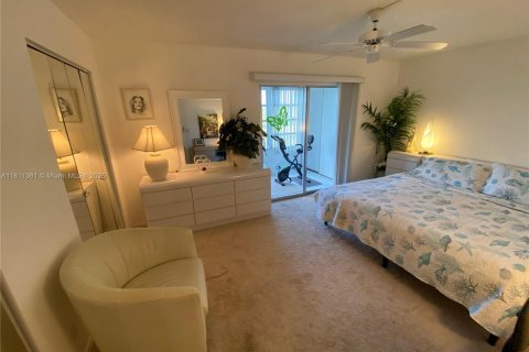 Купить кондоминиум в Коконат Крик, Флорида 1 спальня, 74.14м2, № 2053661 - фото 4