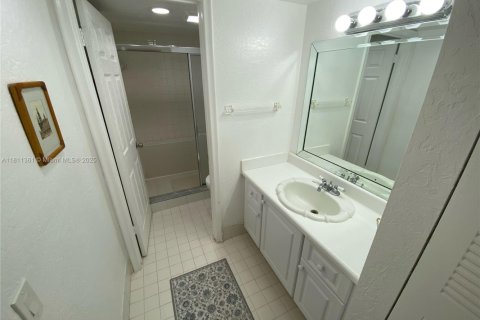 Купить кондоминиум в Коконат Крик, Флорида 1 спальня, 74.14м2, № 2053661 - фото 15