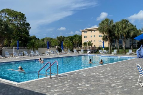 Купить кондоминиум в Коконат Крик, Флорида 1 спальня, 74.14м2, № 2053661 - фото 22