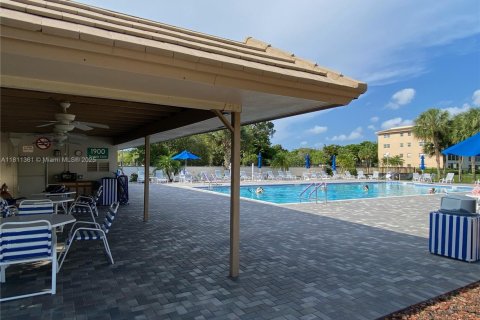 Купить кондоминиум в Коконат Крик, Флорида 1 спальня, 74.14м2, № 2053661 - фото 23