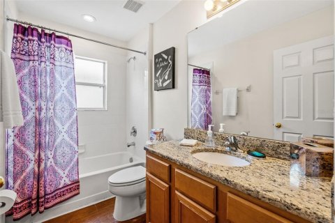 Villa ou maison à louer à Kissimmee, Floride: 7 chambres, 267.65 m2 № 1827156 - photo 14