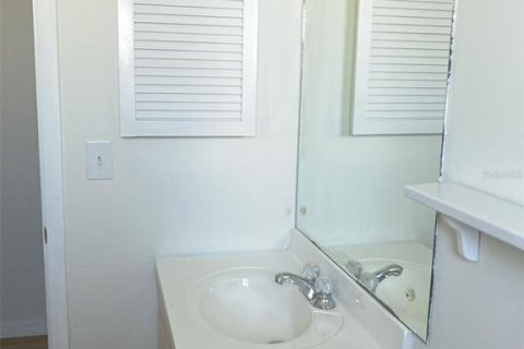 Casa en venta en Bradenton, Florida, 2 dormitorios, 78.22 m2 № 2122094 - foto 16