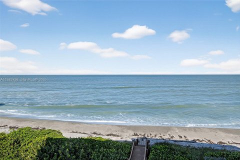 Condo in Tequesta, Florida, 2 bedrooms  № 2046573 - photo 21