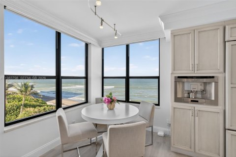 Condo in Tequesta, Florida, 2 bedrooms  № 2046573 - photo 29