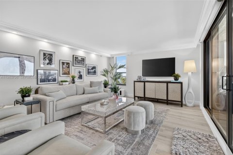 Condo in Tequesta, Florida, 2 bedrooms  № 2046573 - photo 10