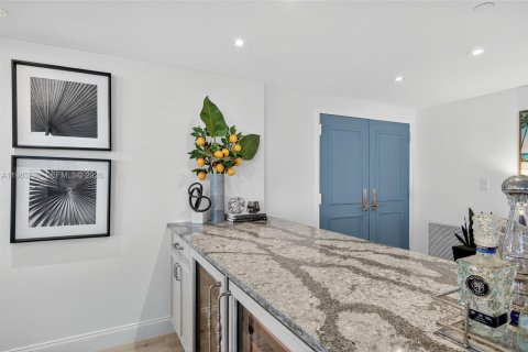 Condo in Tequesta, Florida, 2 bedrooms  № 2046573 - photo 8