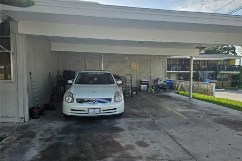 Commercial property in Clearwater, Florida 6 bedrooms, 343.74 sq.m. № 1758082 - photo 6