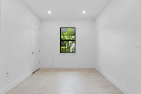 Villa ou maison à vendre à North Port, Floride: 2 chambres, 153.66 m2 № 1821517 - photo 14
