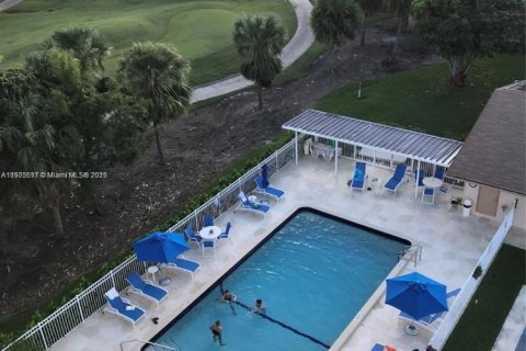 Купить кондоминиум в Плантация, Флорида 2 спальни, 94.3м2, № 1956237 - фото 18