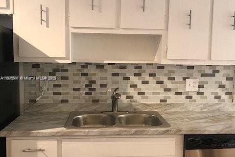 Купить кондоминиум в Плантация, Флорида 2 спальни, 94.3м2, № 1956237 - фото 4