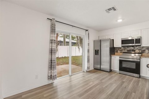 Villa ou maison à vendre à Orlando, Floride: 3 chambres, 107.77 m2 № 2225386 - photo 5
