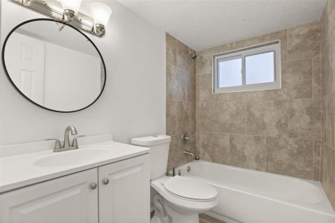 Villa ou maison à vendre à Orlando, Floride: 3 chambres, 107.77 m2 № 2225386 - photo 12