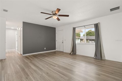 Villa ou maison à vendre à Orlando, Floride: 3 chambres, 107.77 m2 № 2225386 - photo 8