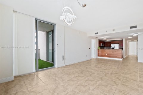 Copropriété à louer à Sunrise, Floride: 3 chambres, 143.63 m2 № 1781588 - photo 11