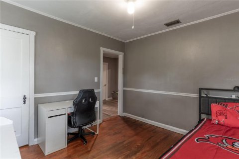 Купить виллу или дом в Дейд-Сити, Флорида 8 комнат, 157.56м2, № 1821266 - фото 13