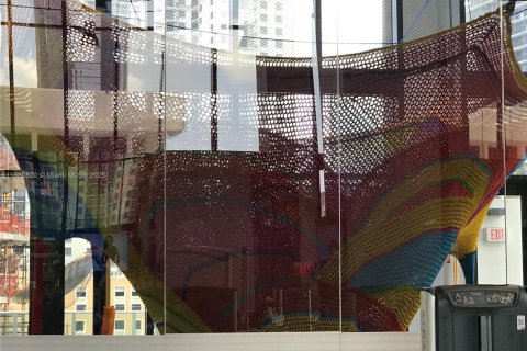 Condominio en venta en Miami, Florida, 2 dormitorios, 123.1 m2 № 2056500 - foto 26