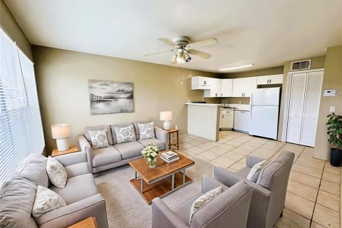 Copropriété à louer à Orlando, Floride: 1 chambre, 52.03 m2 № 2104732 - photo 4