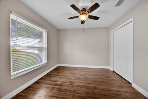 Casa en venta en Davenport, Florida, 4 dormitorios, 192.4 m2 № 1651292 - foto 19