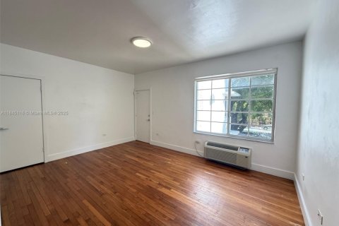 Appartement à louer à Miami Beach, Floride: 46.45 m2 № 1840814 - photo 3