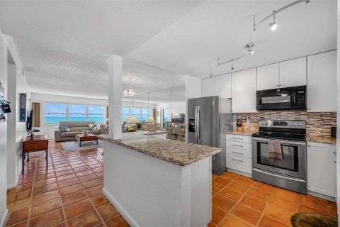 Condominio en alquiler en Clearwater, Florida, 2 dormitorios, 103.21 m2 № 1809914 - foto 9