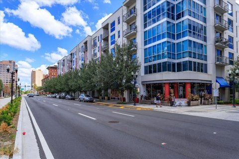Condo in Orlando, Florida, 3 rooms № 2393605 - photo 19