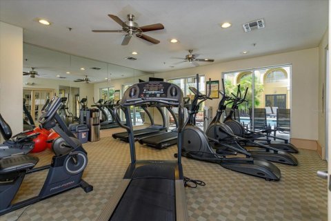 Condo in Orlando, Florida, 3 rooms № 2393605 - photo 16