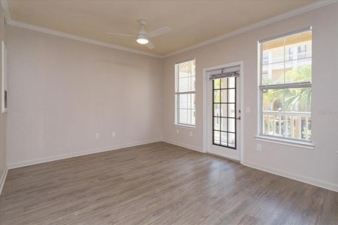 Condo in Orlando, Florida, 3 rooms № 2393605 - photo 2